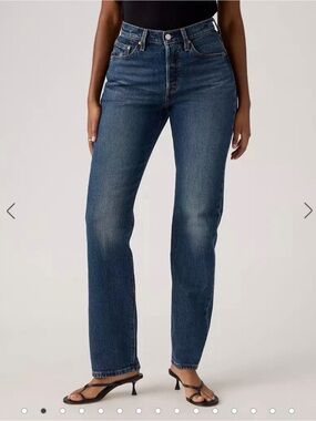 NWT Levi 501® Curve Women's Jeans | Dark Wash | Size 28